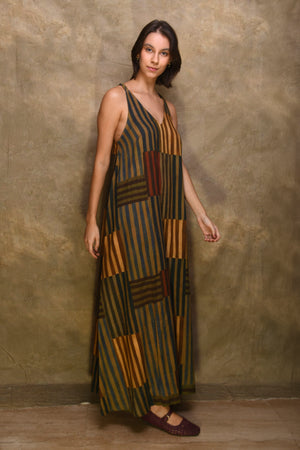 EASE DRESS