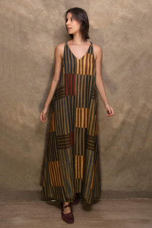 EASE DRESS