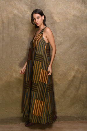 EASE DRESS